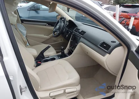 2015 Volkswagen Passat 2.0L Tdi Se from USA, damaged, VIN 1VWBV7A37FC071437